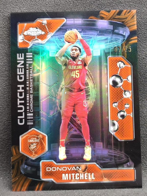2025-26 Topps Chrome Donovan Mitchell CLUTCH GENE ORANGE GEOMETRIC REFRACTOR /25
