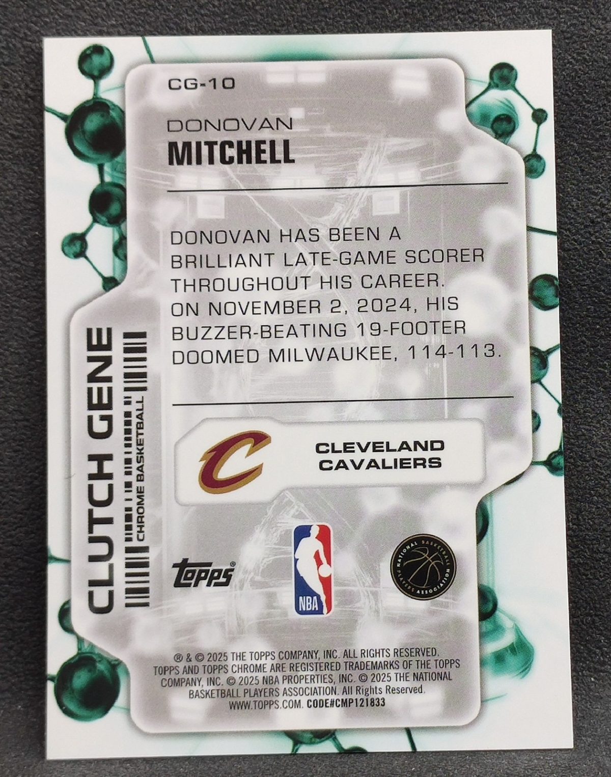 2025-26 Topps Chrome Donovan Mitchell CLUTCH GENE ORANGE GEOMETRIC REFRACTOR /25
